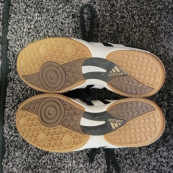 Black Adidas Sambas | Men's size 6 - Picture 3 of 4